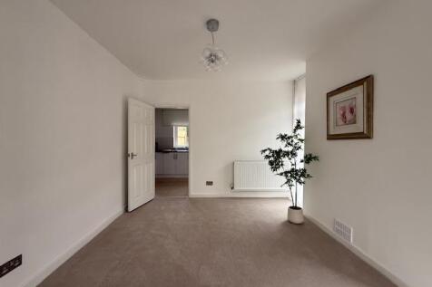 11 heol hir living room.jpg