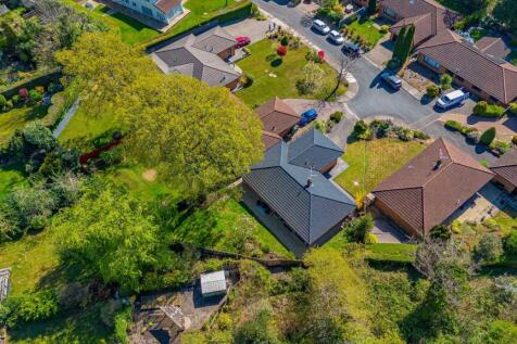 Clos Coed-Y-Dafarn Drone-4.jpg