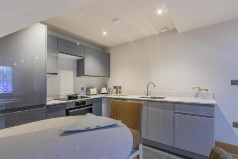 St James Church 10-6.jpg