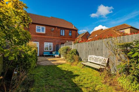 Cantref Close 8 (11 of 20).jpg