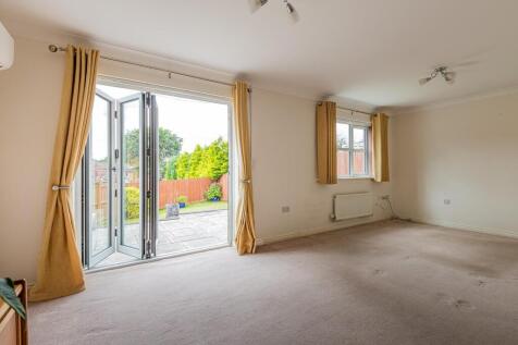 Harris Court 19-9.jpg