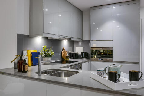 Ostro Tower Flat 803 5