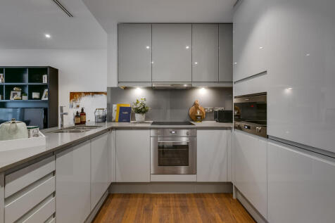 Ostro Tower Flat 803 2