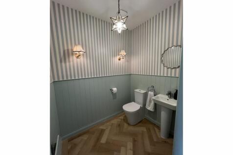 Downstairs Cloakroom
