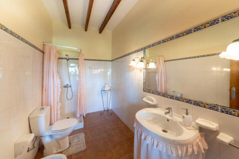 71228 guest house web-08.jpg