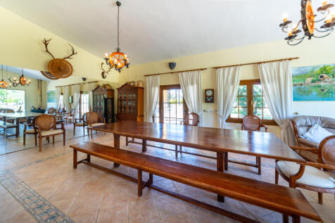 71228 guest house web-11.jpg