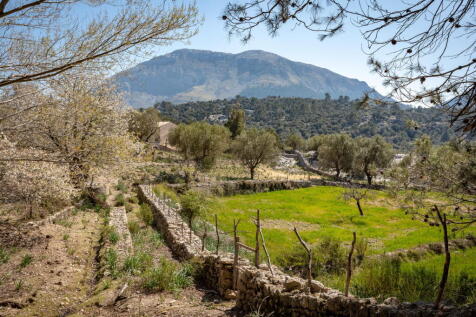 Fuster_Villa_Escorca_65303_web-02-min.jpg