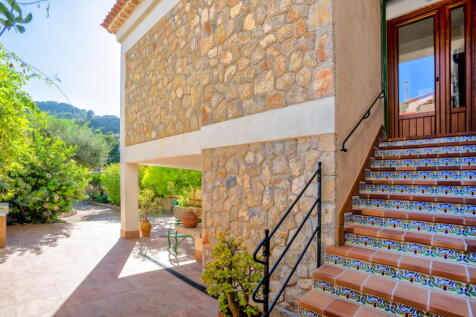 Cati Puerto de Soller 67922 web014-min.jpg