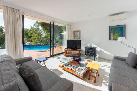 78147 004 Livingroom_Terrace.jpg