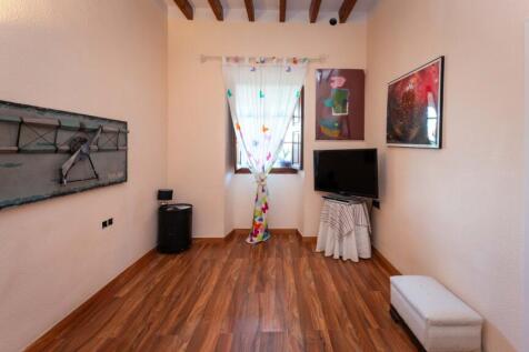 81731 small-20.jpg