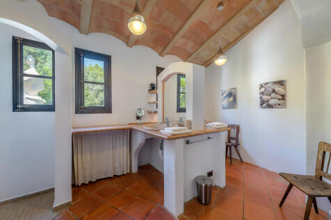 Finca_Santanyi_64016_1280-128.jpg