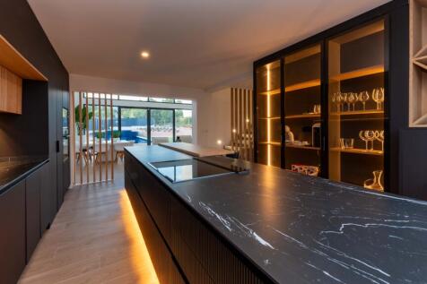 77061 small-17.jpg