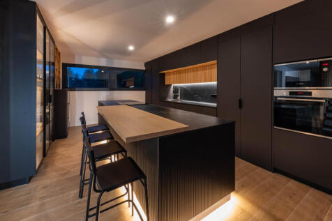 77061 small-36.jpg