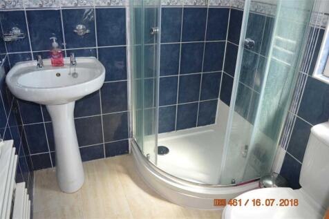 En-suite to