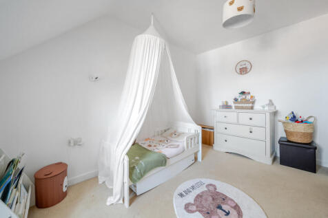 1364242-5-68ef841...