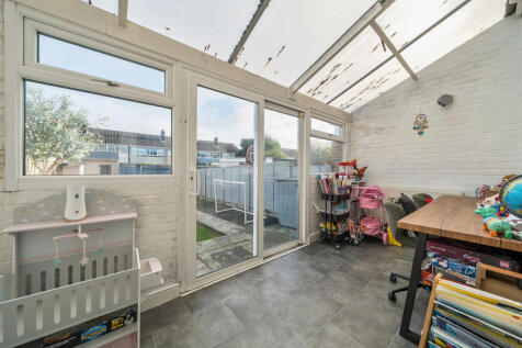 1371422-10-68f754...