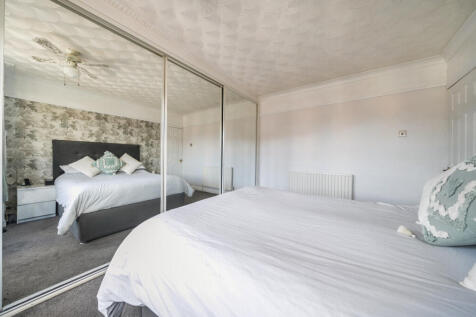 1371422-18-68f756...