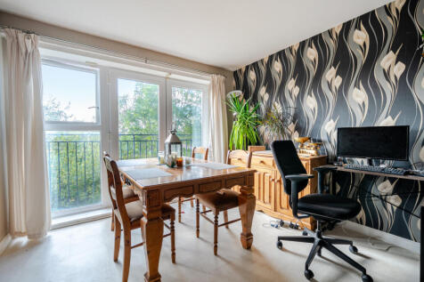 1373071-31-68ff7e...