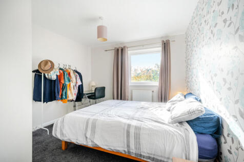 1373071-14-68ff7c...