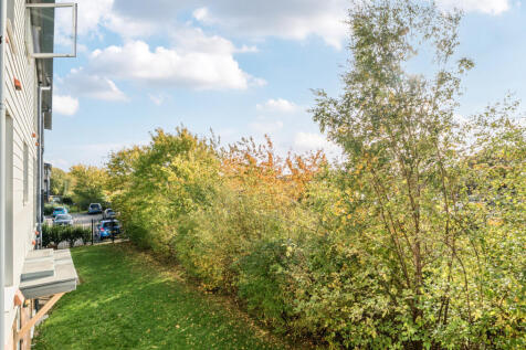 1373071-15-68ff7f...