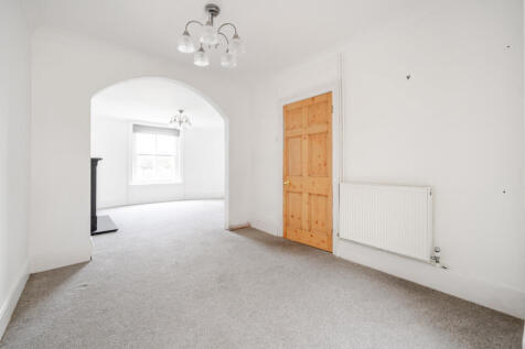 1375361-2-690b536...