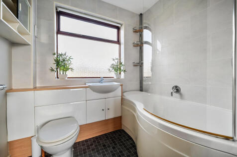 1373466-16-690c81...