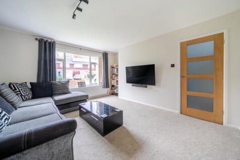 1384175-11-692452...