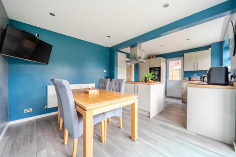 1384175-15-692452...