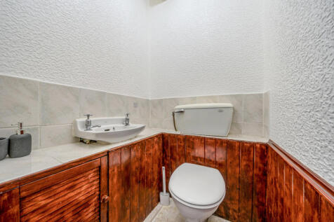 1355399-12-68c927...