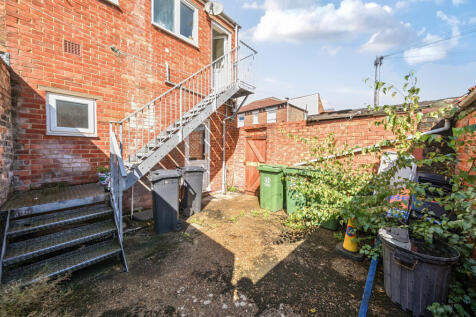 1348581-15-68b974...