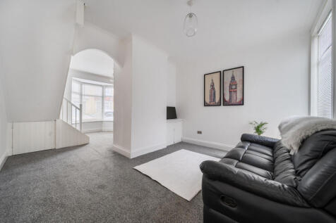 1369642-2-68f6184...