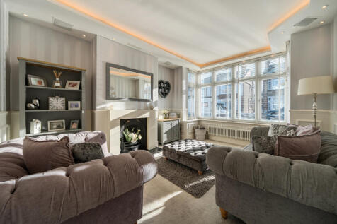 1384326-19-692098...