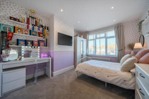 1384326-23-692098...