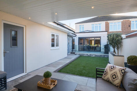 1384326-28-692098...