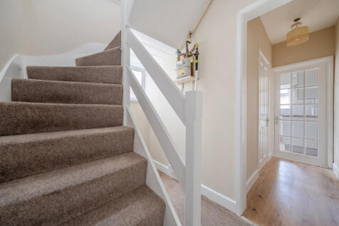 1385840-6-692968d...