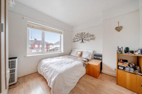 1384168-12-692d86...