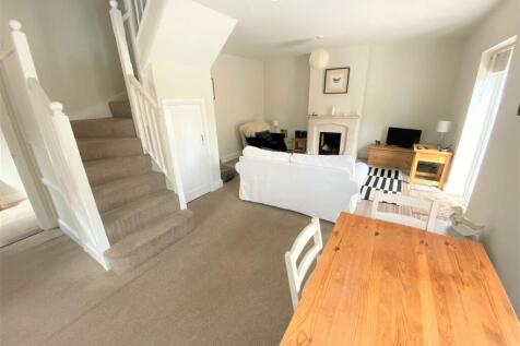 Stairs lounge.jpg