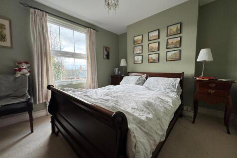 bedroom.jpg