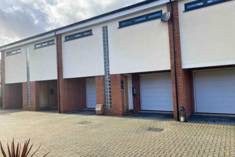2 Bedroom Terraced for Sale
