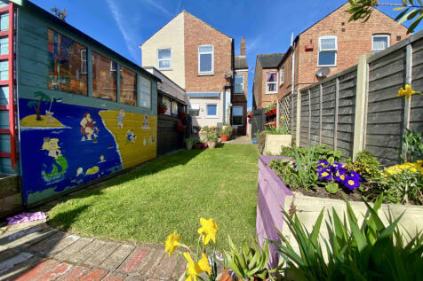 2/3 Bedroom Semi Detached for Sale