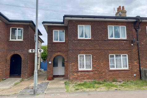 3 Bedroom Apartment For Sale