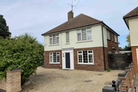 3 Bedroom Apartment For Sale