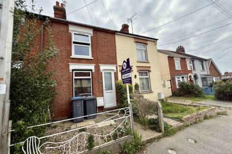 3 Bedroom Terraced For Sale