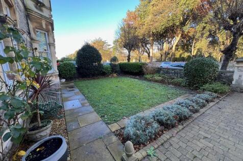 clarence road fro...