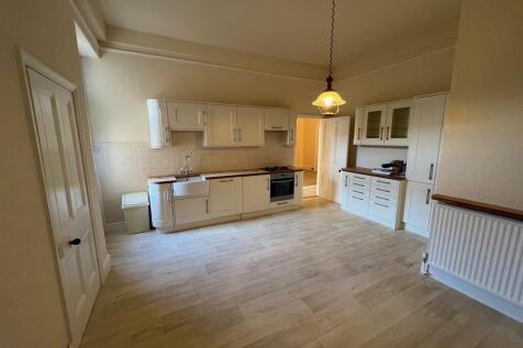 clarence road kic...