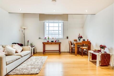 Living area (Main)