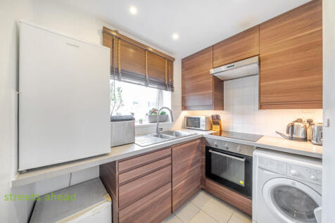 5ef8146e-125e-439...