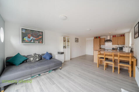 d3bc8bfb-95df-4ab...