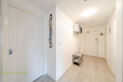 7ae63ac8-ee4e-461...