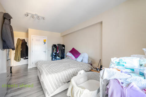 0840c485-1905-487...